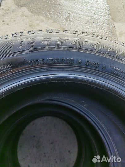 Bridgestone Blizzak VRX 205/55 R16 L