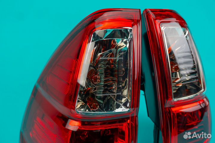 Стопы Land Cruiser Prado 120 2002-2009г Красные