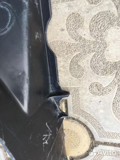 Диффузор радиатора Toyota Land Cruiser 100