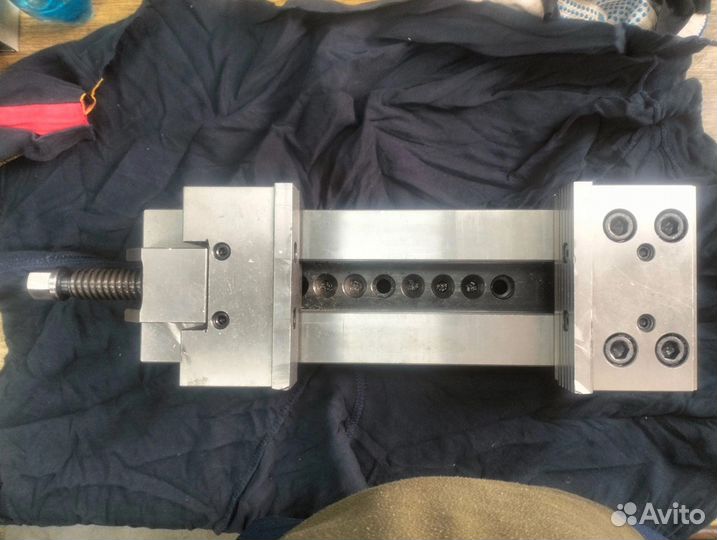 Лекальные тиски