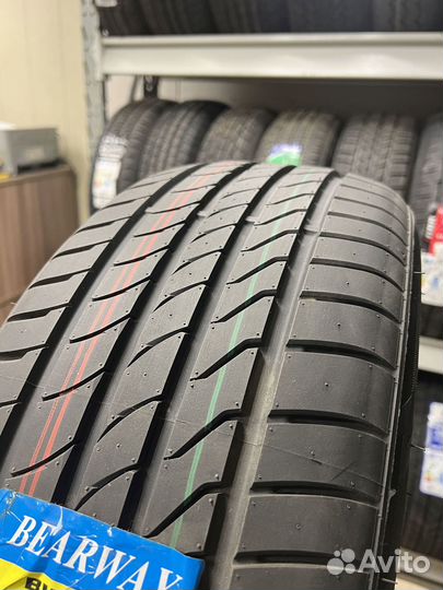 Bearway BW388 215/55 R17 119T