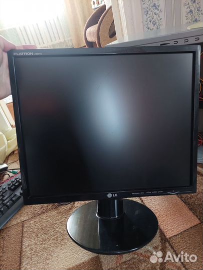 Монитор LG flatron 1954tq-pf