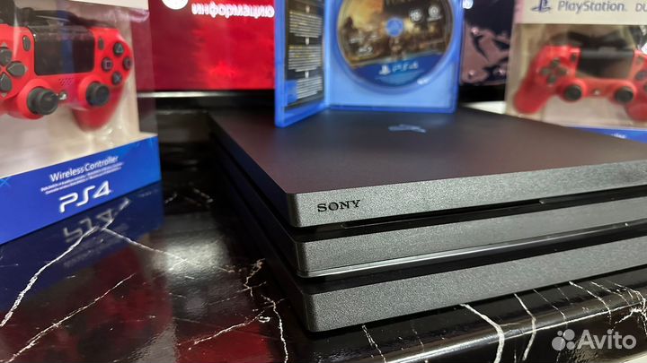 Игровая Приставка Sony PS4 Pro 1TB (2 Геймпада)