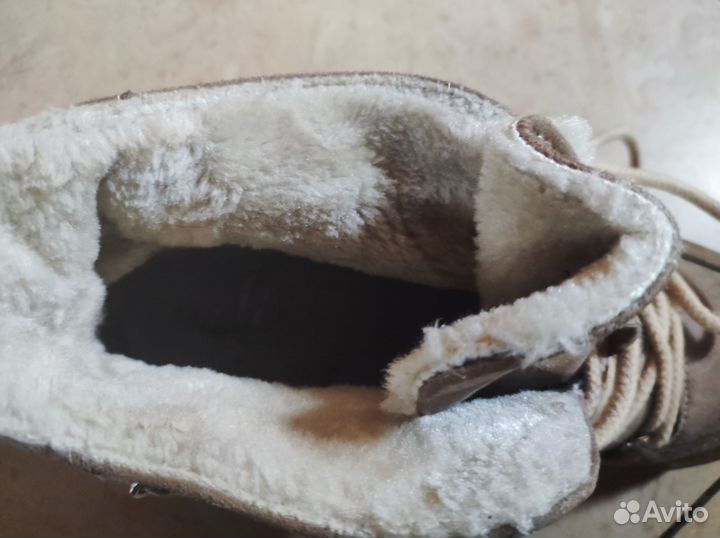 Ботинки женские зимние 38 размера