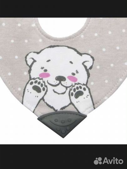 Нагрудник с прорезывателем