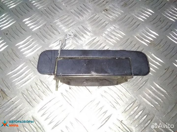 Ручка наружная задняя правая Audi 80 8C/B4 1992