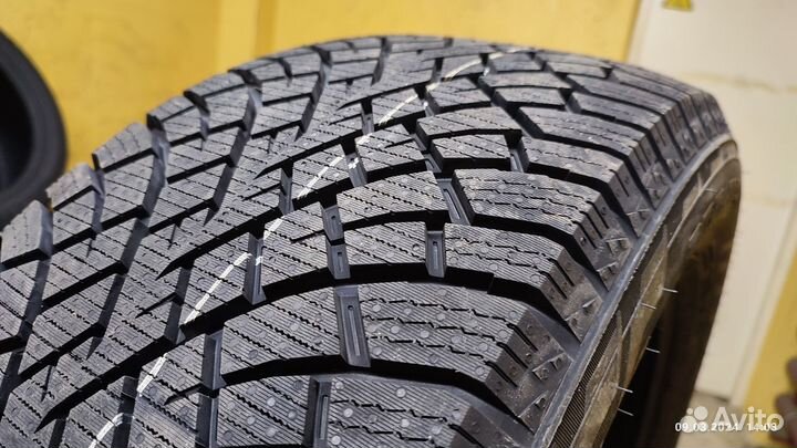 Nokian Tyres Hakkapeliitta R5 225/50 R17 98R