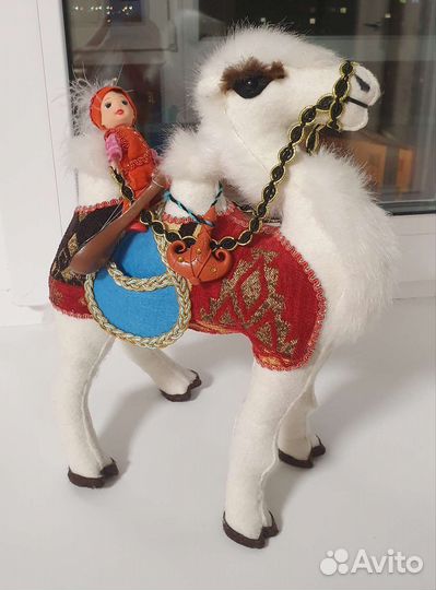 Статуэтка верблюд