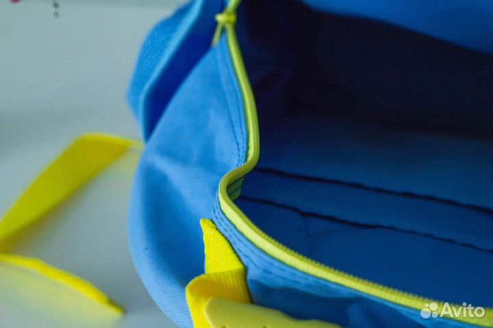 Рюкзак школьный новый для девочки