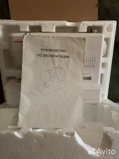 Швейная машина Janome1512