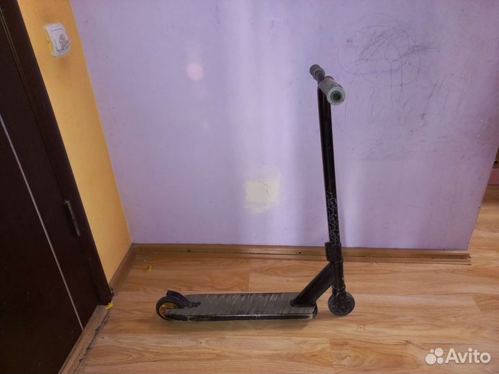 Трюковой самокат Plank