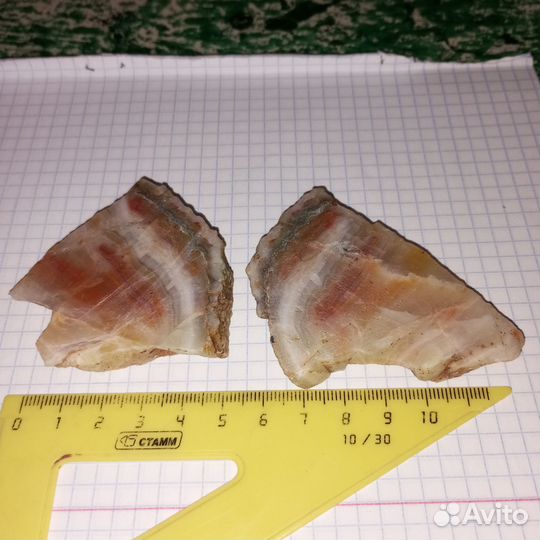 Минералы шайтанский переливт, розовый кварц, опал