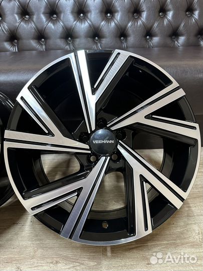 Новые диски R19 5-112 BK5805