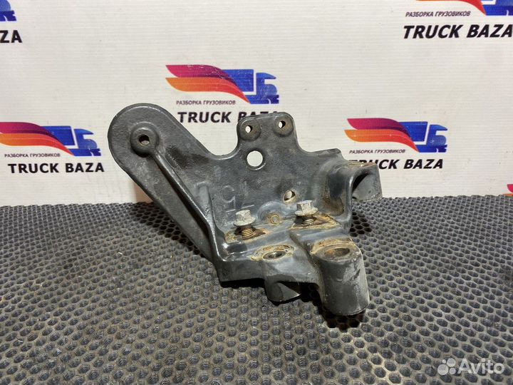 Кронштейн ролика Renault T, Volvo FH