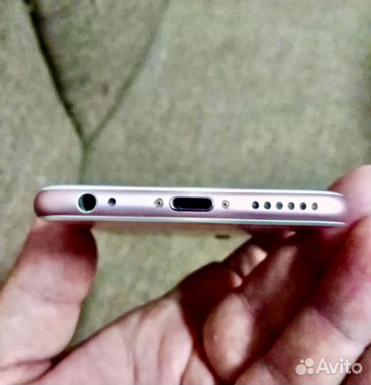 iPhone 6S, 32 ГБ