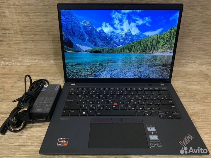 Lenovo ThinkPad T14s G3 Ryzen 7 PRO 6850U 32GB/1TB