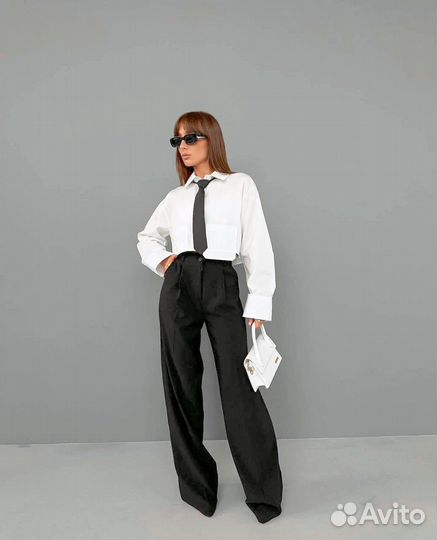 Легкие брюки женские классические