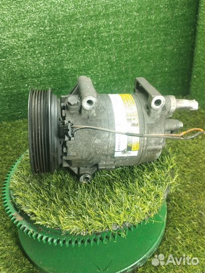 Компрессор кондиционера Renault Megane рест. 2001