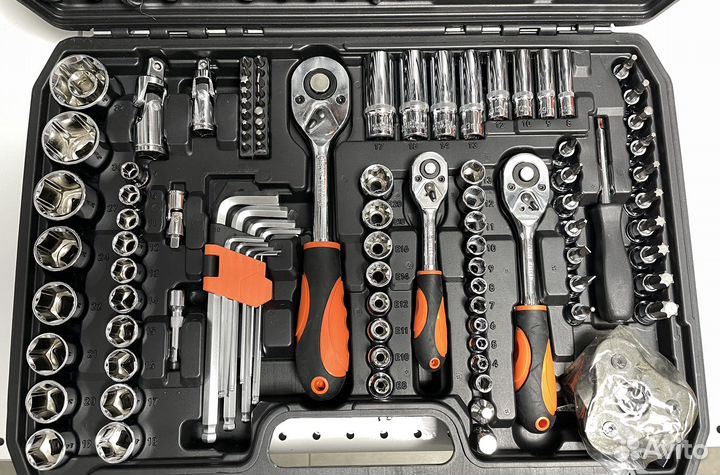 Набор инструментов 121 предмет