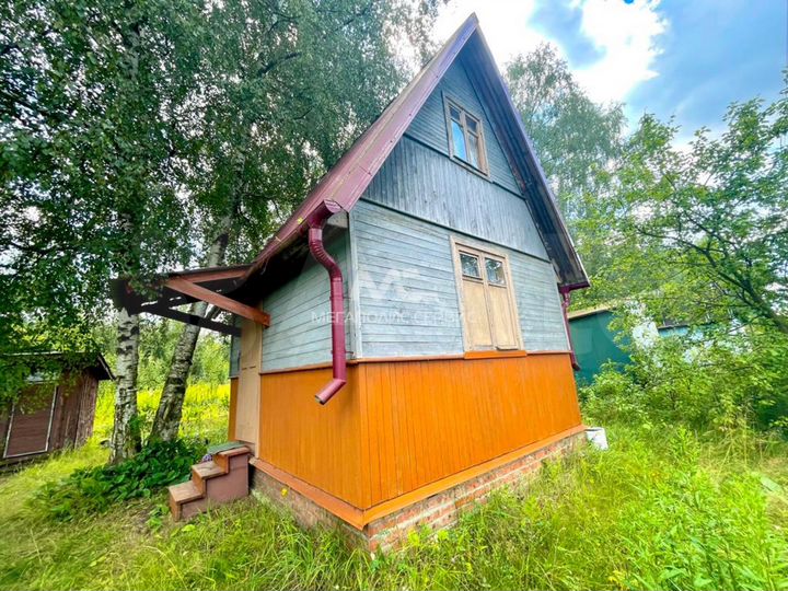 Дача 32 м² на участке 9 сот.