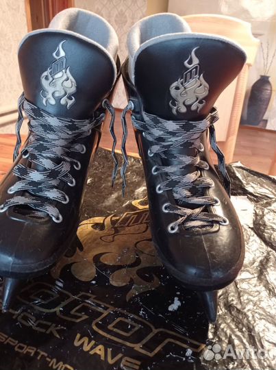 Коньки мужские, хоккейные цвет:черный