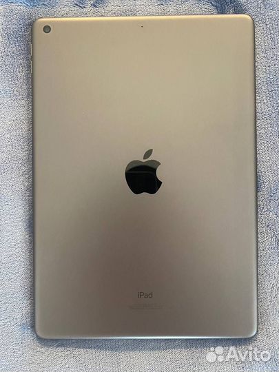 Продам iPad 8 128 Gb Space Grey
