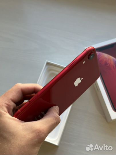 iPhone Xr, 64 ГБ