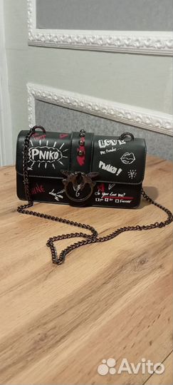 Сумка женская чёрная, рок стиль