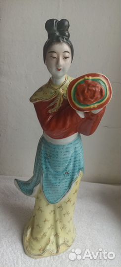 Редкостькитаянка с цветком. Китаянка с горшком. Ст