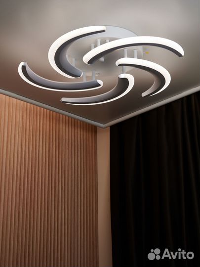 Люстра потолочная светодиодная 5 ламп