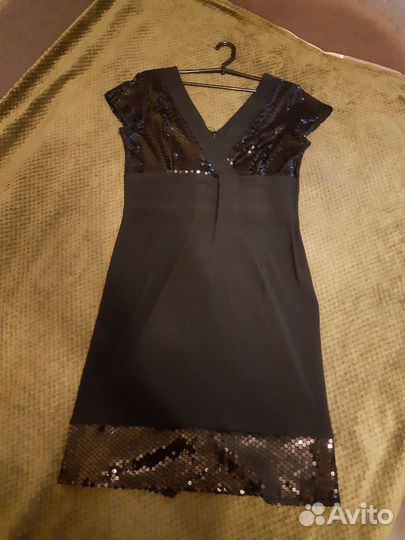 Нарядное, черное платье