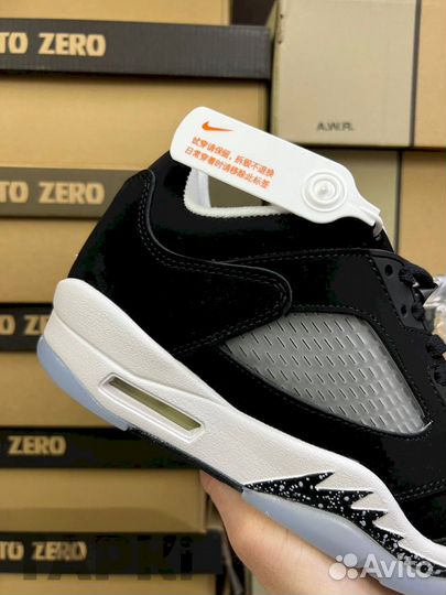 Nike Air Jordan 5 Retro