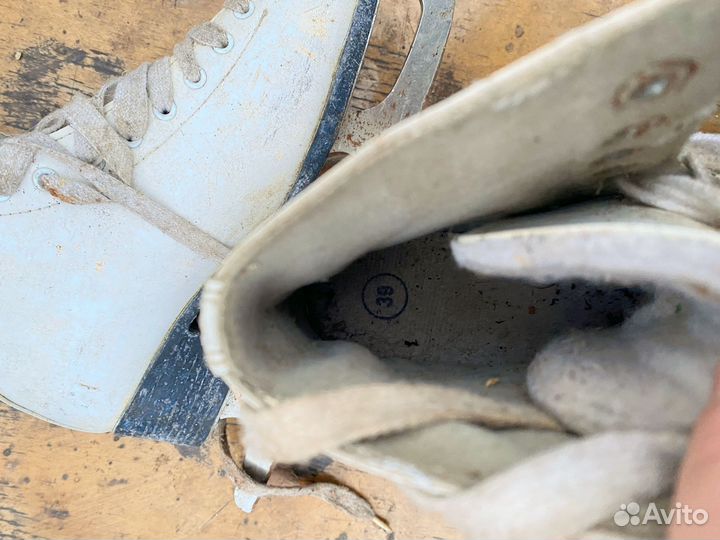 Коньки фигурные