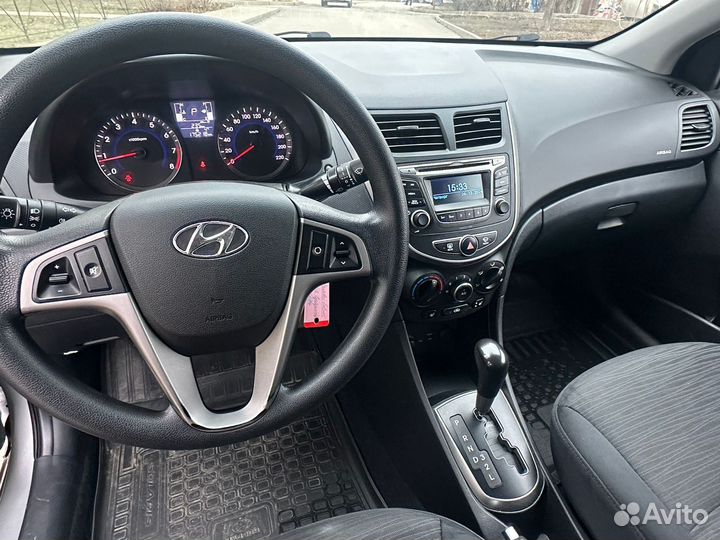 Hyundai Solaris 1.4 AT, 2016, 190 000 км