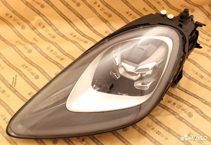 Porsche cayenne 3 III 9Y0 17+ фара лево full LED