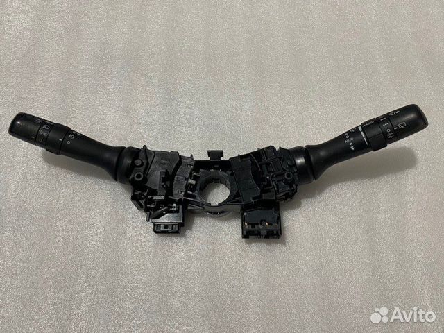 Подрулевой переключатель Toyota Land Cruiser 200