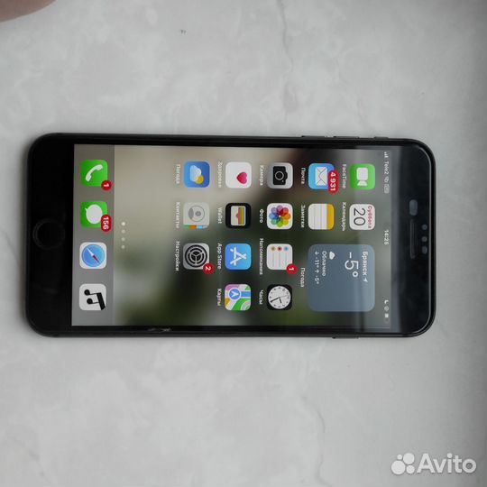iPhone 8 Plus, 64 ГБ