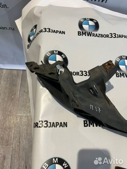 Кронштейн фар передний правый Bmw Е87 хэтчбэк