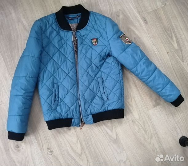 Куртки женские разные 40 42