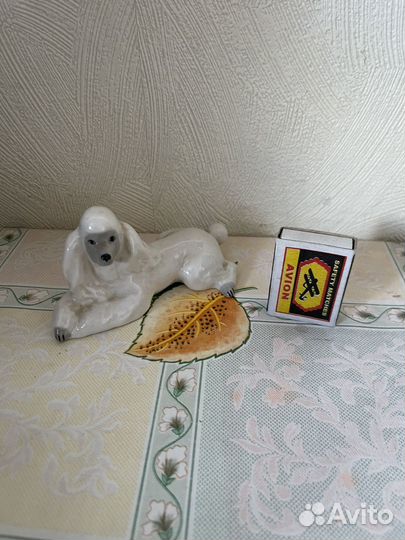 Статуэтка собака