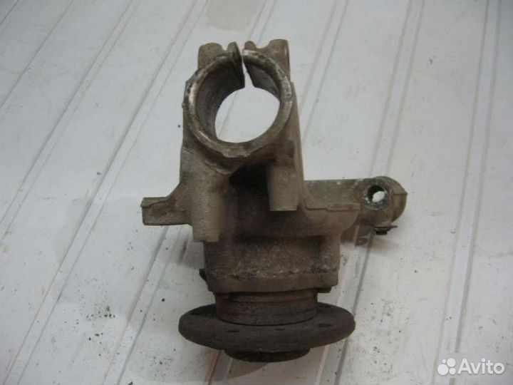 Кулак поворотный передний правый Bmw 1 E87