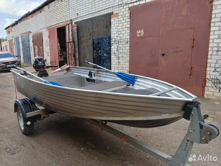 Продается лодка RusBoot 36 с мотором Suzuki Т9,9аs