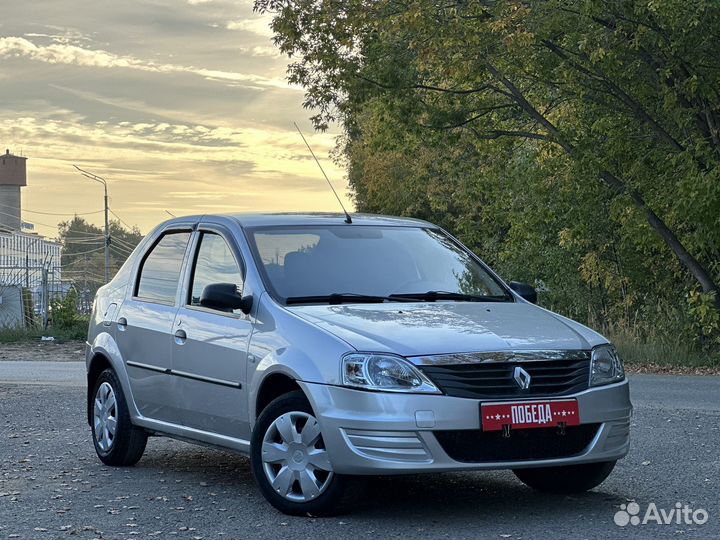 Renault Logan 1.6 AT, 2012, 147 700 км