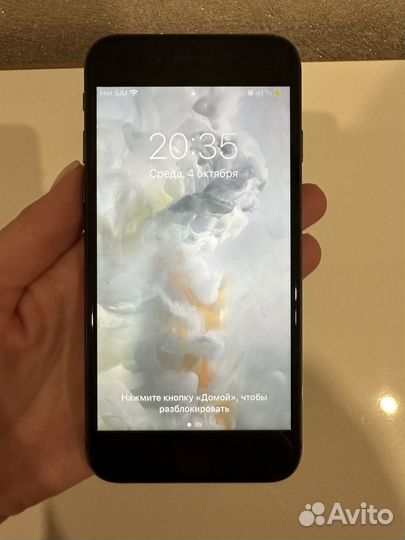 iPhone 8, 64 ГБ