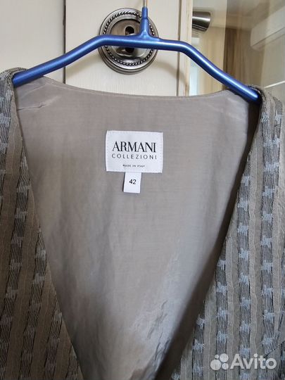 Пиджак женский Armani