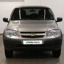 Chevrolet Niva 1.7 MT, 2017, 37 000 км, с пробегом, цена 888 000 руб.