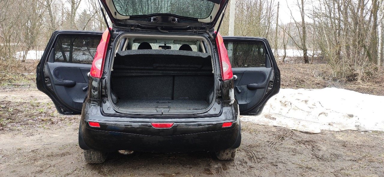 Nissan Note: фото владельца