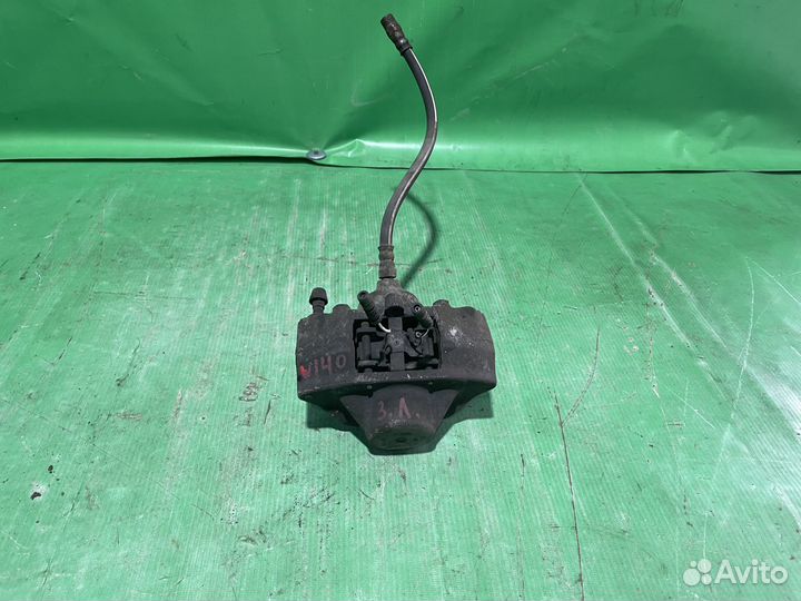 Задний левый суппорт Mercedes s-klass w140