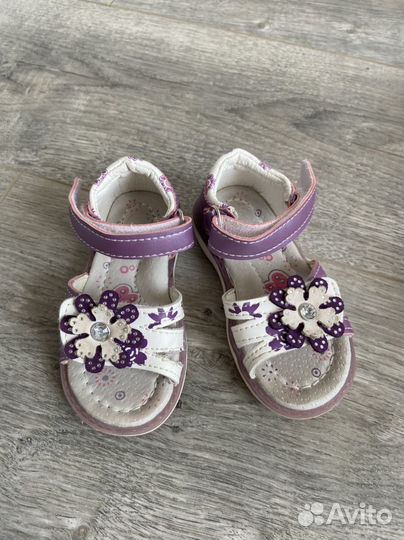 Босоножки для девочки
