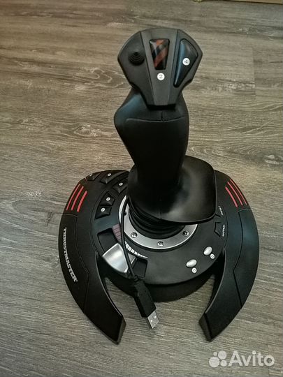 Джойстик Thrustmaster T.Flight Stick X